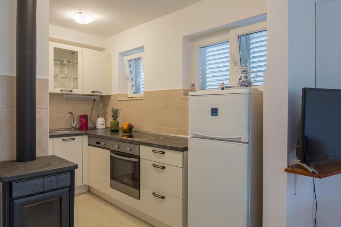 Apartment Pepica Trogir Eksteriør bilde
