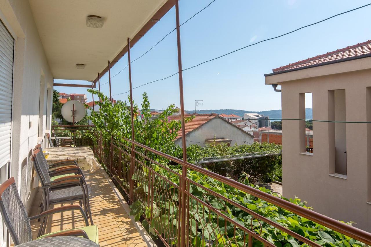 Apartment Pepica Trogir Eksteriør bilde
